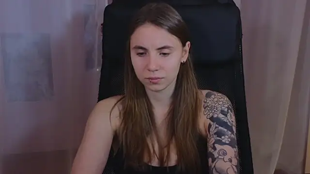  AnnaStark  online show from 02-28-25, 08:28