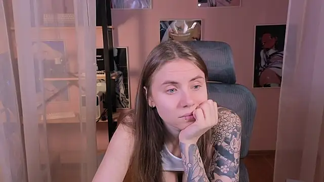  AnnaStark  online show from 11-12-25, 06:08