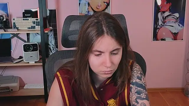 Snapshot of _AnnaStark_ chatting on 05-09-26, 08:03 AnnaStark online show from 05-09-26, 08:03