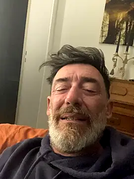 Snapshot of maxximere chatting on 11-14-25, 11:57 maxximere online show from 11-14-25, 11:57