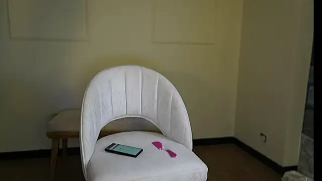 Irina Grant online show from 03-11-25, 06:43