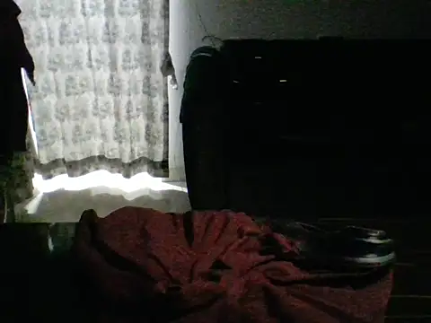 Snapshot of Wildguycums chatting on 03-27-26, 07:13 Wildguycums online show from 03-27-26, 07:13