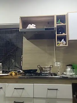 Snapshot of SexyLeilaa chatting on 10-17-25, 02:15 SexyLeilaa online show from 10-17-25, 02:15