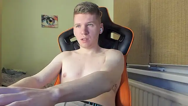 Bananas dick online show from 12-22-24, 02:49