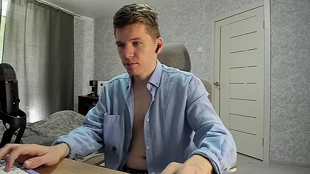 Bananas dick online show from 05-26-26, 11:28