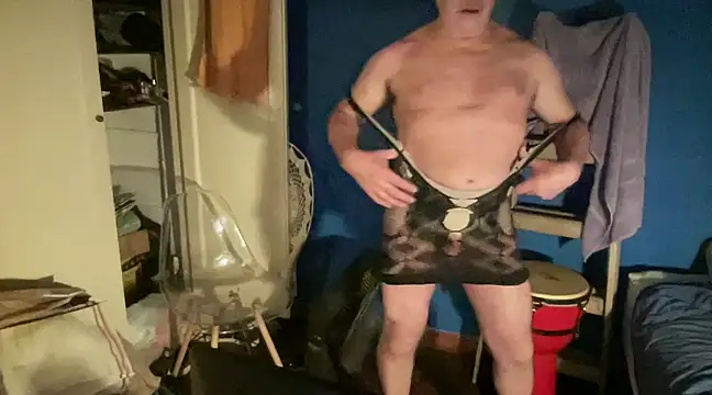 Snapshot of Fabrissi chatting on 03-10-25, 03:34 Fabrissi online show from 03-10-25, 03:34