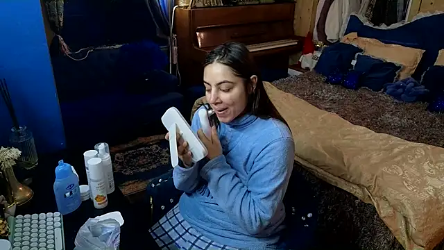 VanessaDoyle online show from 12-16-25, 02:27