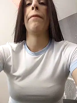 Amira Milker online show from 03-12-25, 08:41