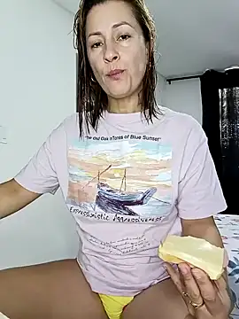 Snapshot of Verito_hot chatting on 12-07-24, 12:35 Verito hot online show from 12-07-24, 12:35