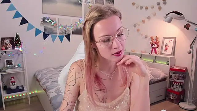 MissRightX online show from 12-24-24, 06:50