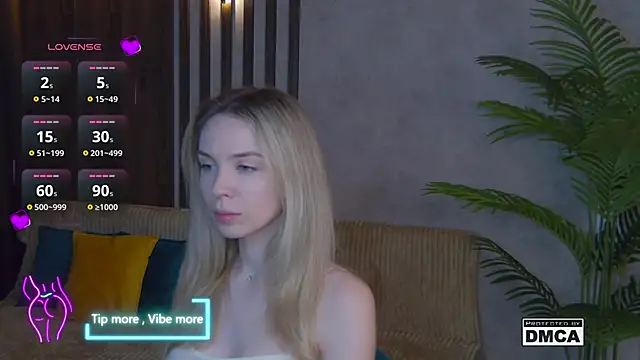 Holl1Would online show from 02-01-25, 07:44