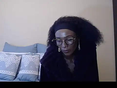 yummycherryxx online show from 10-22-25, 07:30