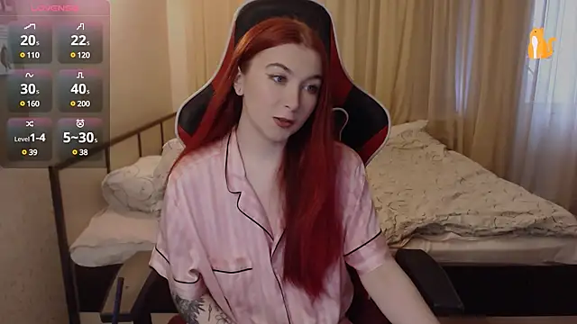 Snapshot of Cute_lina chatting on 12-15-24, 11:12 Cute lina online show from 12-15-24, 11:12