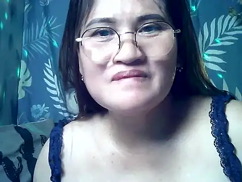 Amazing Angel22 online show from 05-15-26, 12:45