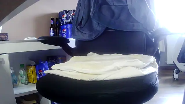 suedel65 online show from 02-05-26, 02:33