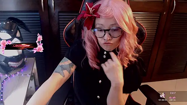pink-2022 online show from 04-29-26, 05:30