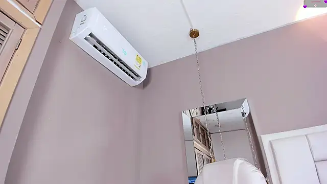 Snapshot of _BunnyNaugthy chatting on 03-08-25, 03:02 BunnyNaugthy online show from 03-08-25, 03:02