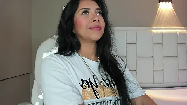 Snapshot of _BunnyNaugthy chatting on 10-04-25, 11:52 BunnyNaugthy online show from 10-04-25, 11:52