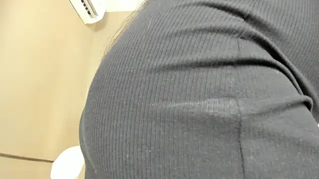 Snapshot of _BunnyNaugthy chatting on 11-10-25, 12:04 BunnyNaugthy online show from 11-10-25, 12:04