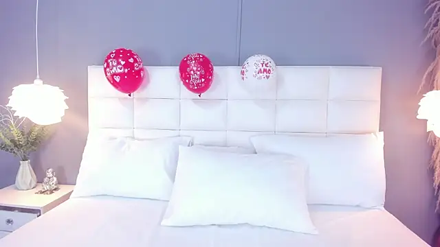 Snapshot of _BunnyNaugthy chatting on 02-15-26, 12:25 BunnyNaugthy online show from 02-15-26, 12:25