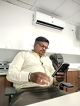 Desi Londa 143 online show from 03-13-26, 09:27