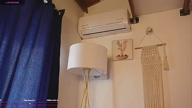 bunnycuteshy online show from 10-09-25, 02:37