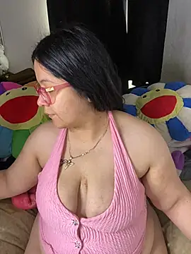 Snapshot of MsConejitaa chatting on 07-09-26, 05:17 MsConejitaa online show from 07-09-26, 05:17