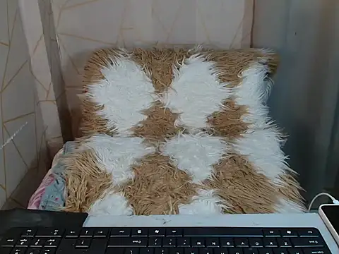 Snapshot of Sweet_kitty60xx chatting on 01-08-26, 03:09 Sweet kitty60xx online show from 01-08-26, 03:09