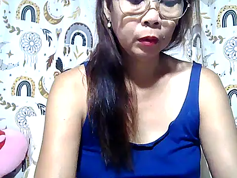 urwife tobe online show from 05-05-26, 01:19