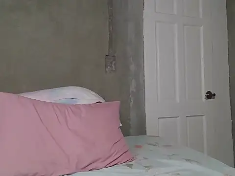 urwife tobe online show from 05-26-26, 04:58