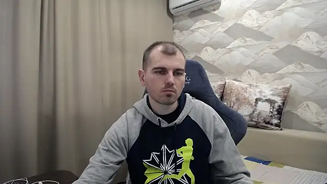 Snapshot of SerzhKorol1 chatting on 04-30-26, 10:10 SerzhKorol1 online show from 04-30-26, 10:10