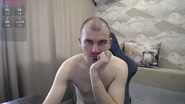Snapshot of SerzhKorol1 chatting on 05-18-26, 07:25 SerzhKorol1 online show from 05-18-26, 07:25