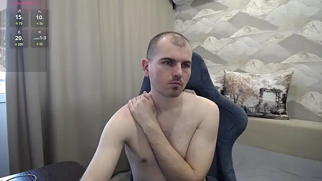 Snapshot of SerzhKorol1 chatting on 05-21-26, 08:43 SerzhKorol1 online show from 05-21-26, 08:43