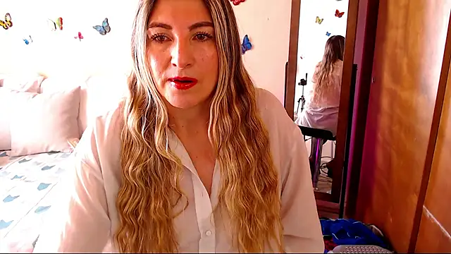 Jolie-Mature online show from 01-17-26, 08:12