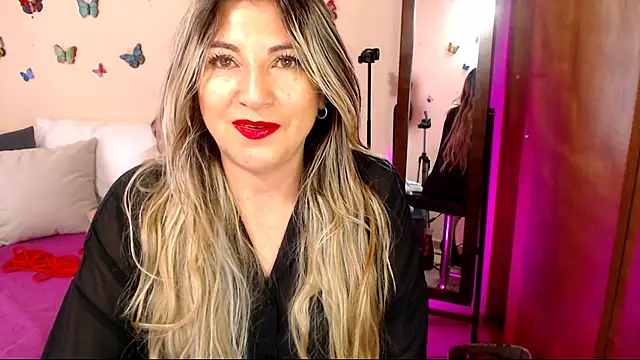 Jolie-Mature online show from 03-07-26, 10:51