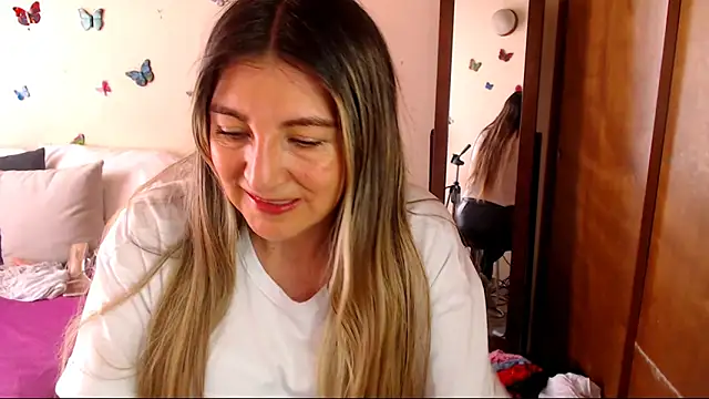 Jolie-Mature online show from 03-27-26, 09:25