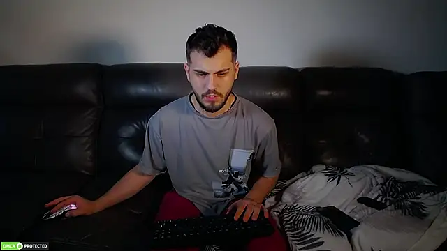 Snapshot of CrazyDom1 chatting on 02-15-26, 11:52 CrazyDom1 online show from 02-15-26, 11:52