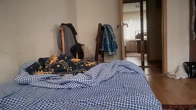 Snapshot of Lamonteik chatting on 10-11-25, 04:55 Lamonteik online show from 10-11-25, 04:55