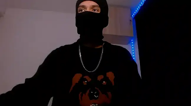 Snapshot of Samuel_Suarez chatting on 12-30-24, 12:00 Samuel Suarez online show from 12-30-24, 12:00