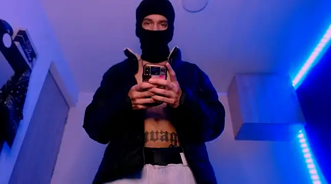 Snapshot of Samuel_Suarez chatting on 02-13-25, 11:06 Samuel Suarez online show from 02-13-25, 11:06