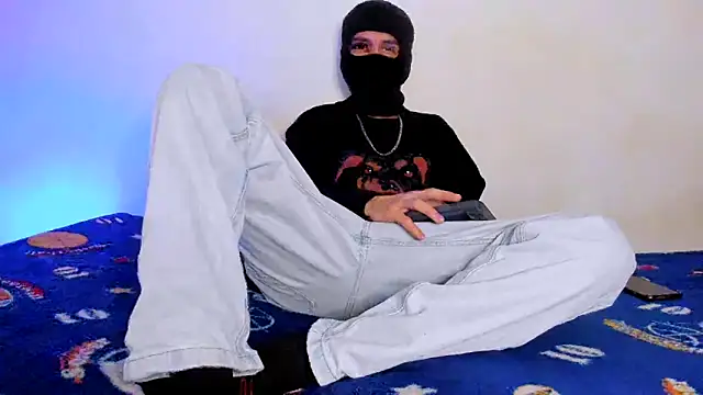 Snapshot of Samuel_Suarez chatting on 09-27-25, 09:36 Samuel Suarez online show from 09-27-25, 09:36