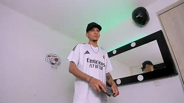 Samuel Suarez online show from 08-04-26, 02:48