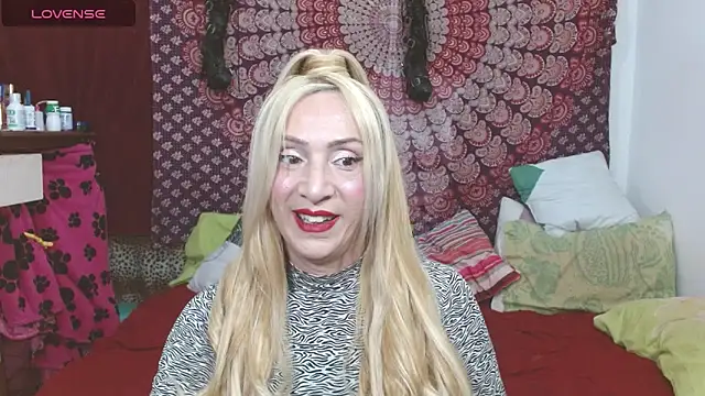 Snapshot of elena_evans chatting on 02-10-25, 09:47 elena evans online show from 02-10-25, 09:47