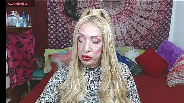 elena evans online show from 02-28-26, 04:19