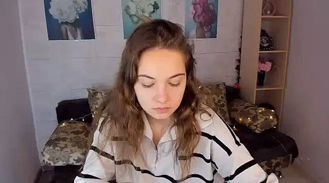 Snapshot of KristinaLoison chatting on 12-26-24, 04:14 KristinaLoison online show from 12-26-24, 04:14