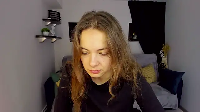 KristinaLoison online show from 01-04-25, 08:06