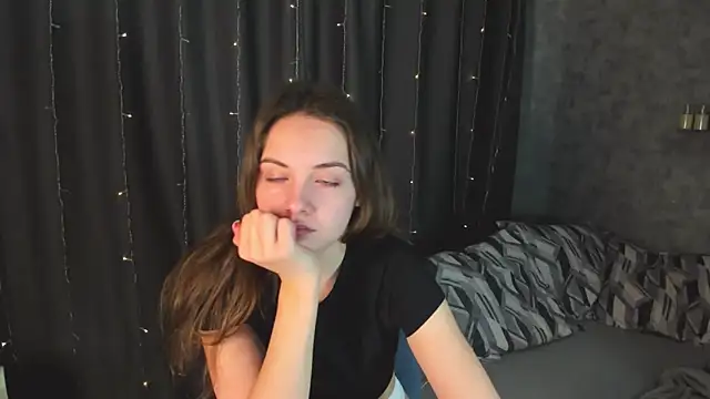 KristinaLoison online show from 02-22-25, 03:14