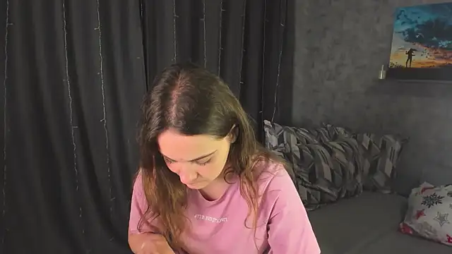 KristinaLoison online show from 03-18-25, 06:37