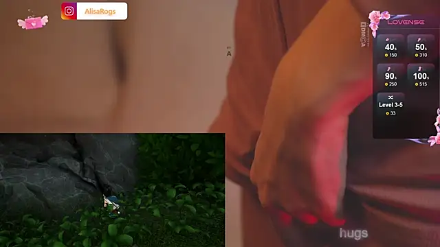 Snapshot of AlisaRogs chatting on 03-15-25, 12:36 AlisaRogs online show from 03-15-25, 12:36