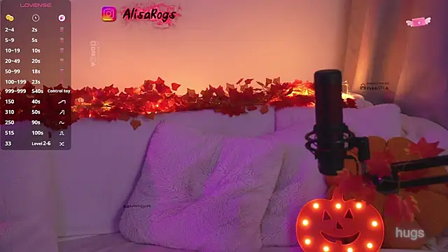 Snapshot of AlisaRogs chatting on 10-25-25, 10:45 AlisaRogs online show from 10-25-25, 10:45